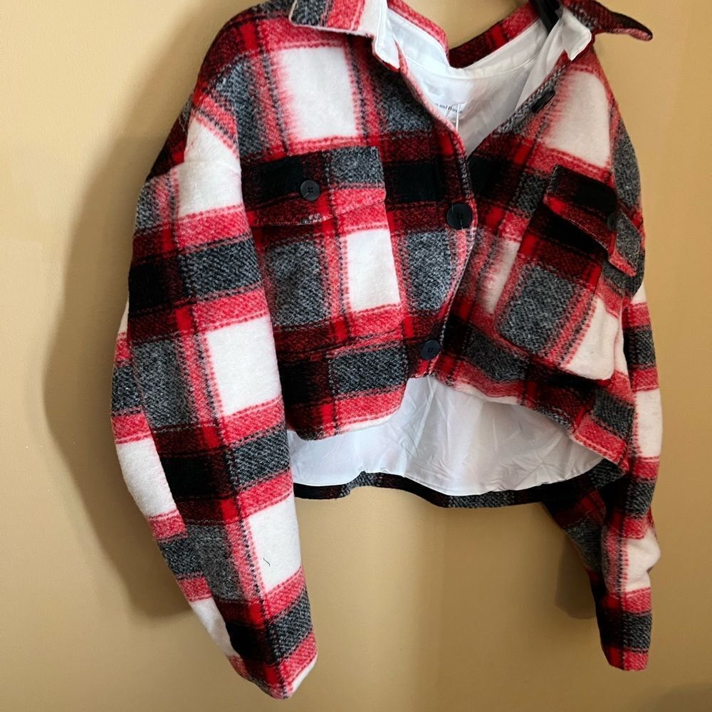 NWT lovers + friends red plaid cropped‎ jacket small - Picture 2 of 8